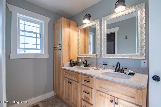 2974 Bacon Creek Rd, Elizabethtown, KY 42701
