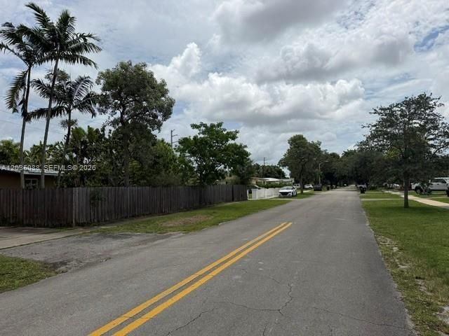 1490 Ludlam Dr, Miami Springs, FL 33166