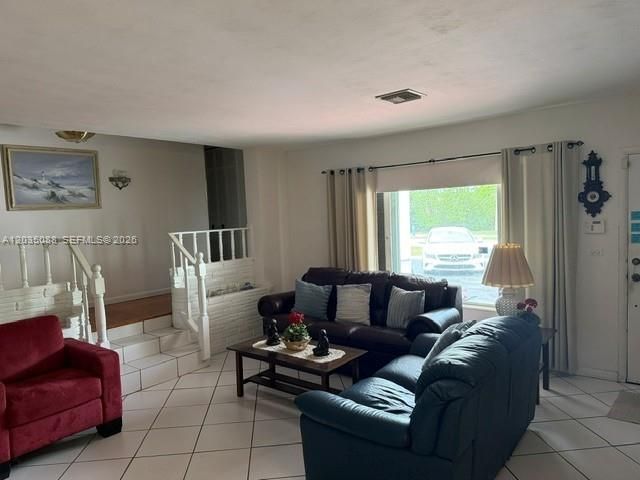 1490 Ludlam Dr, Miami Springs, FL 33166