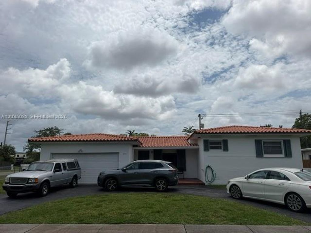 1490 Ludlam Dr, Miami Springs, FL 33166