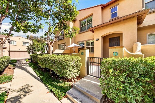 136 Hedge Bloom, Irvine, CA 92618