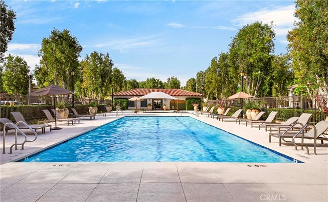 136 Hedge Bloom, Irvine, CA 92618