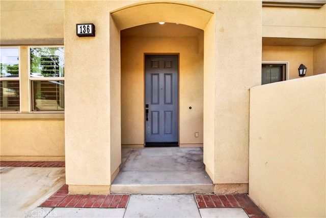 136 Hedge Bloom, Irvine, CA 92618