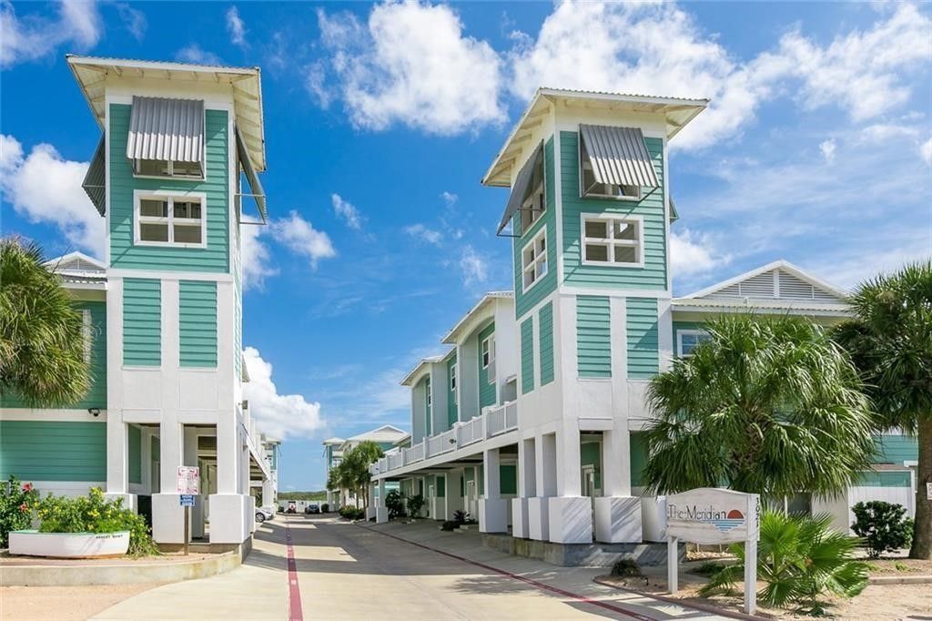 3021 S 11th St 2, Port Aransas, TX 78373 — photo 2