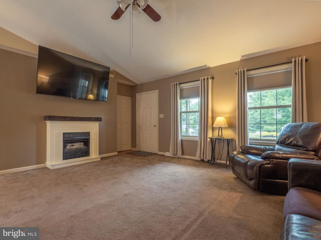 255 ELSIE LN, Denver, PA 17517