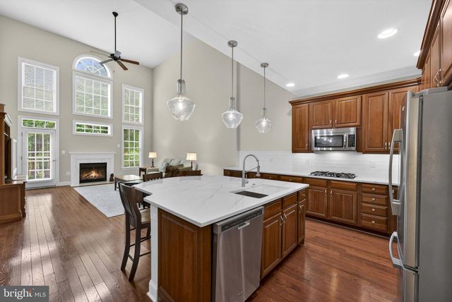 23012 WEYBRIDGE SQ, Brambleton, VA 20148