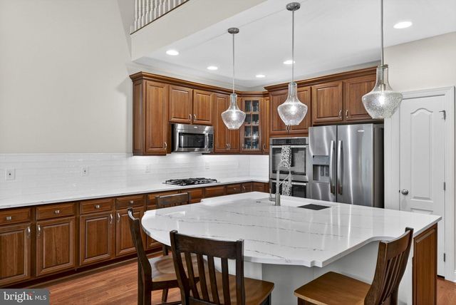 23012 WEYBRIDGE SQ, Brambleton, VA 20148