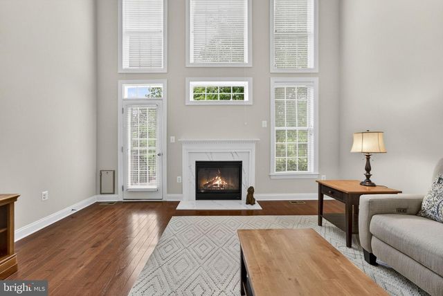23012 WEYBRIDGE SQ, Brambleton, VA 20148