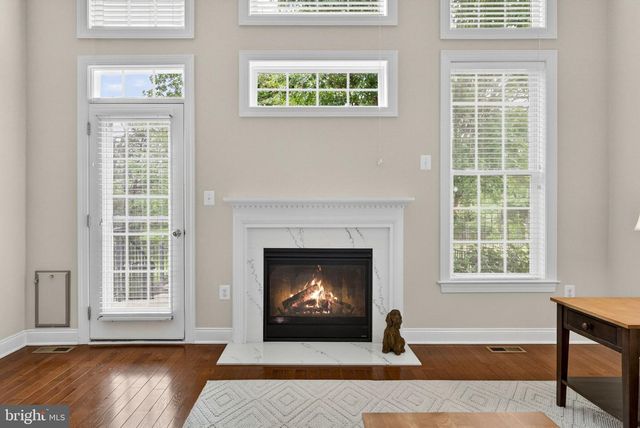 23012 WEYBRIDGE SQ, Brambleton, VA 20148