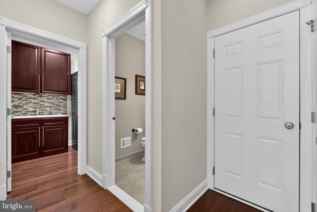 23012 WEYBRIDGE SQ, Brambleton, VA 20148