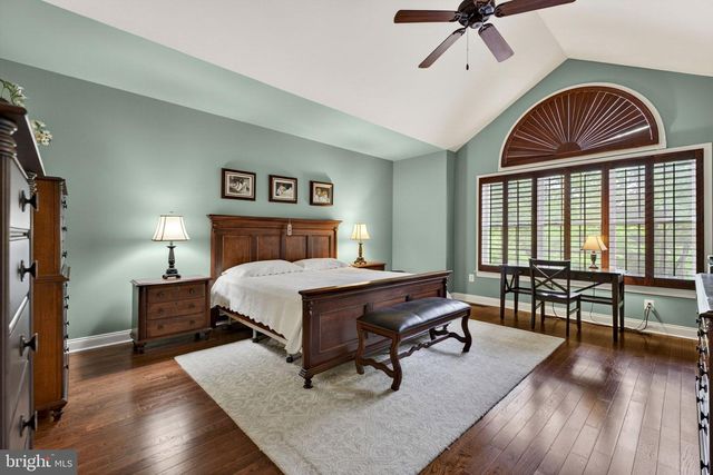 23012 WEYBRIDGE SQ, Brambleton, VA 20148