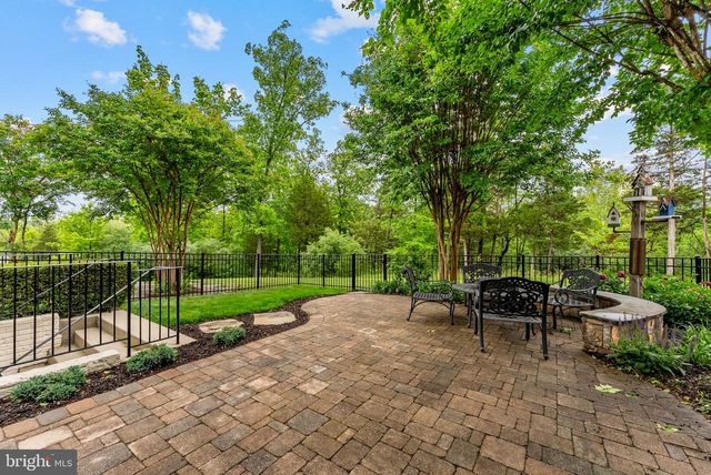 23012 WEYBRIDGE SQ, Brambleton, VA 20148
