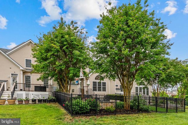 23012 WEYBRIDGE SQ, Brambleton, VA 20148
