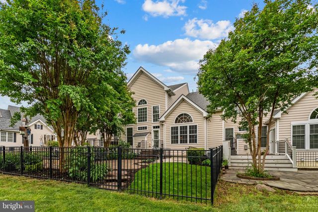 23012 WEYBRIDGE SQ, Brambleton, VA 20148