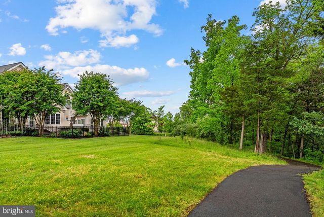 23012 WEYBRIDGE SQ, Brambleton, VA 20148