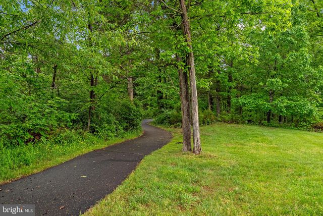 23012 WEYBRIDGE SQ, Brambleton, VA 20148
