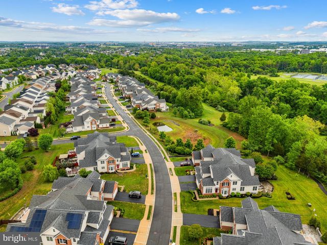 23012 WEYBRIDGE SQ, Brambleton, VA 20148
