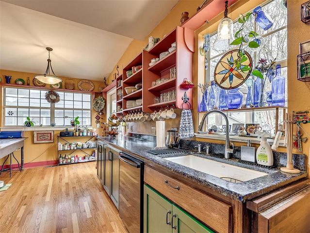 318 College Avenue, Norman, OK 73069