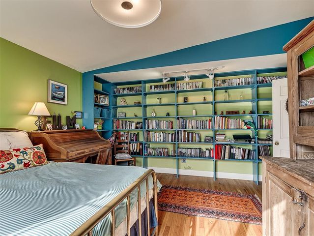 318 College Avenue, Norman, OK 73069