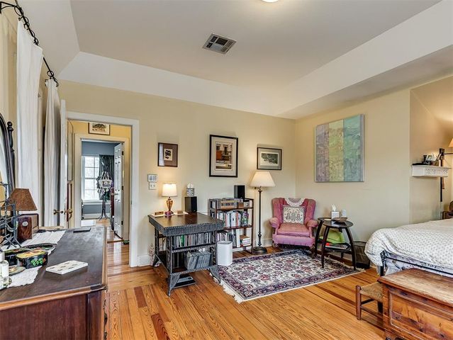 318 College Avenue, Norman, OK 73069