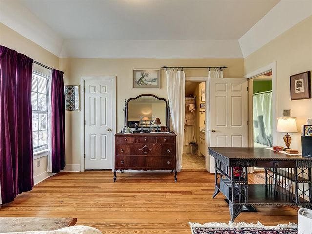 318 College Avenue, Norman, OK 73069