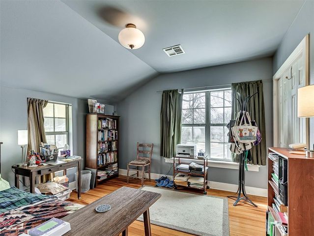 318 College Avenue, Norman, OK 73069