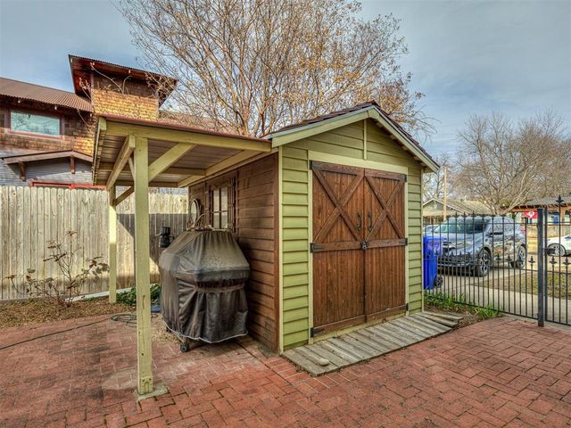 318 College Avenue, Norman, OK 73069