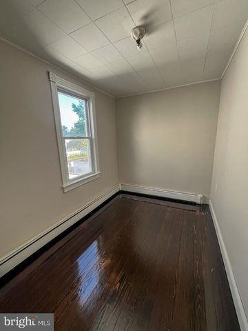1222 GENESEE ST, Trenton, NJ 08610
