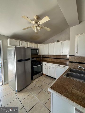 1222 GENESEE ST, Trenton, NJ 08610