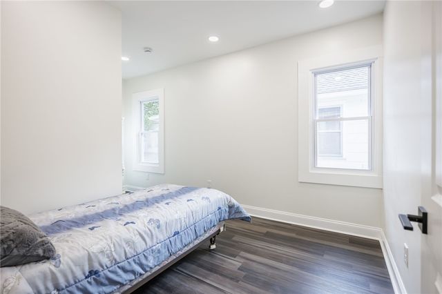 33 Mount Vernon Avenue, Rochester, NY 14620