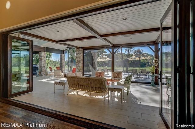 1286 Gray Fox Court, Howell, MI 48843