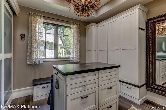 1286 Gray Fox Court, Howell, MI 48843