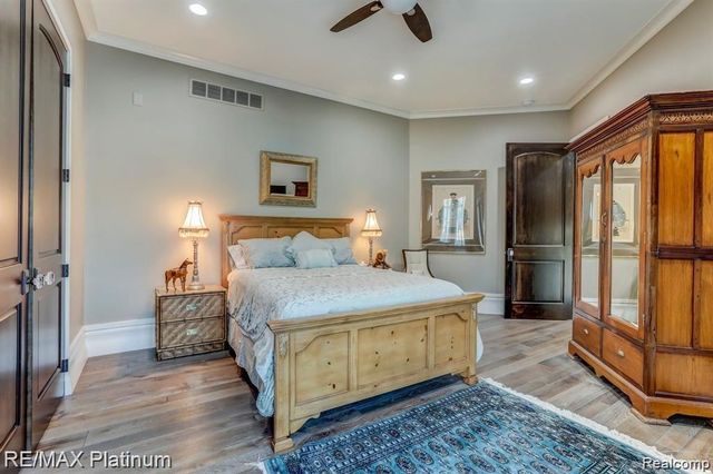 1286 Gray Fox Court, Howell, MI 48843