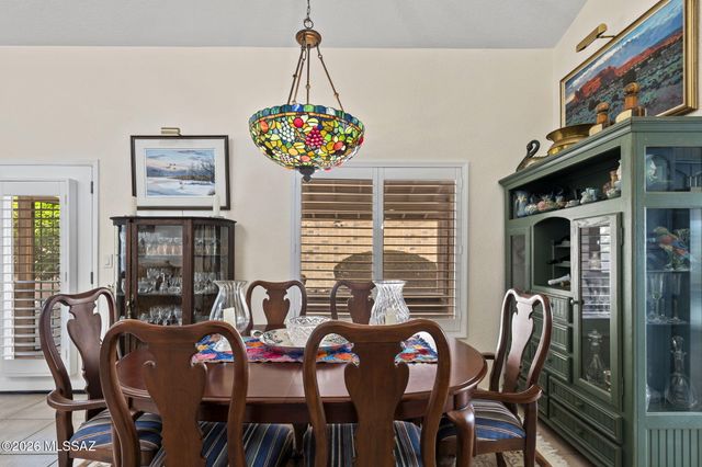 940 W Rio Magdalena, Green Valley, AZ 85614