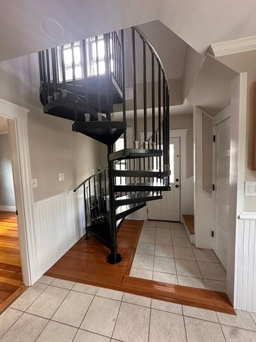 3 Westview Road 2, Natick, MA 01760