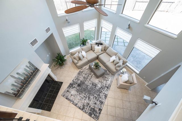 15114 Beech Fork, Sugar Land, TX 77498