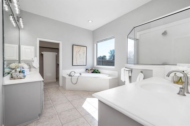 15114 Beech Fork, Sugar Land, TX 77498