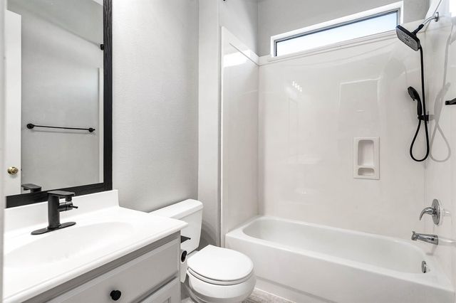 15114 Beech Fork, Sugar Land, TX 77498