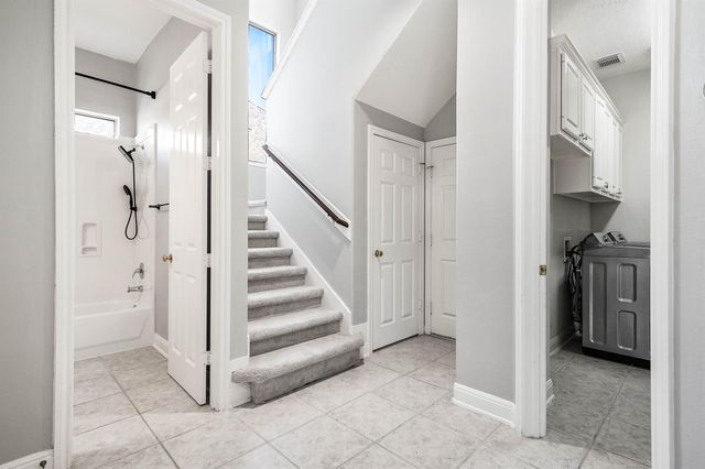 15114 Beech Fork, Sugar Land, TX 77498