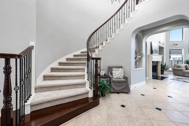 15114 Beech Fork, Sugar Land, TX 77498