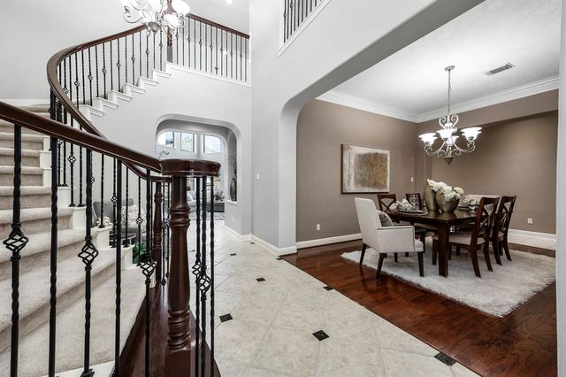 15114 Beech Fork, Sugar Land, TX 77498