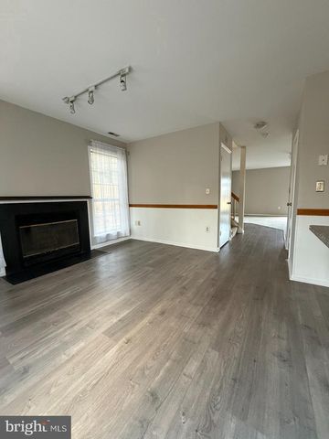 937 BREAKWATER DR, Annapolis, MD 21403