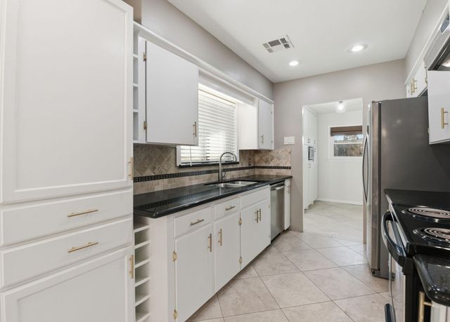 2403 Ansbury Drive, Houston, TX 77018