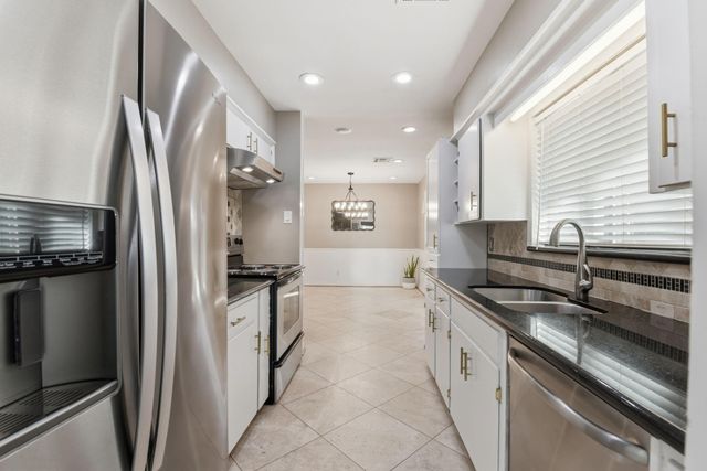 2403 Ansbury Drive, Houston, TX 77018