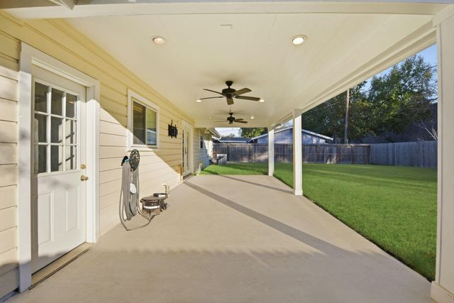 2403 Ansbury Drive, Houston, TX 77018