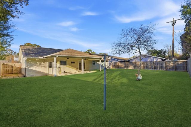 2403 Ansbury Drive, Houston, TX 77018