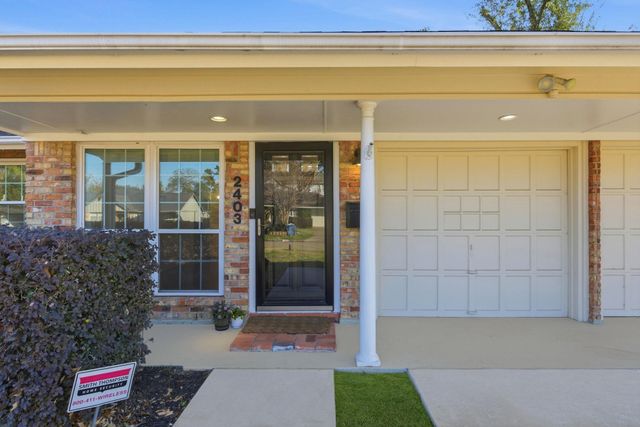 2403 Ansbury Drive, Houston, TX 77018