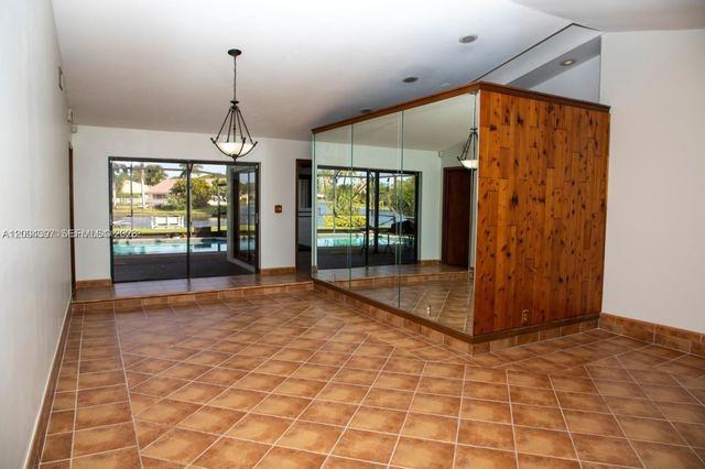 1060 NW 110th Lane 1060, Coral Springs, FL 33071