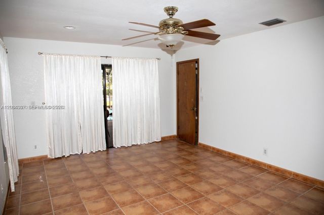 1060 NW 110th Lane 1060, Coral Springs, FL 33071