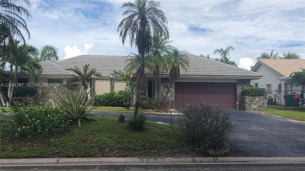 1060 NW 110th Lane 1060, Coral Springs, FL 33071